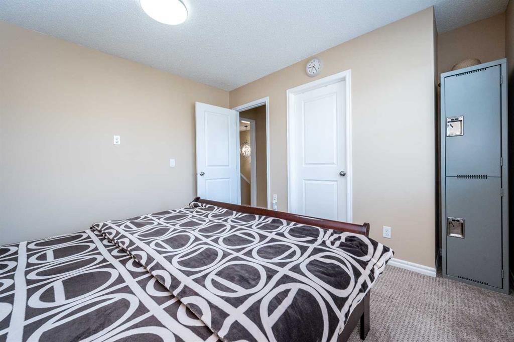 57 Skyview Point Common Ne, Calgary, AB - Indoor Photo Showing Bedroom