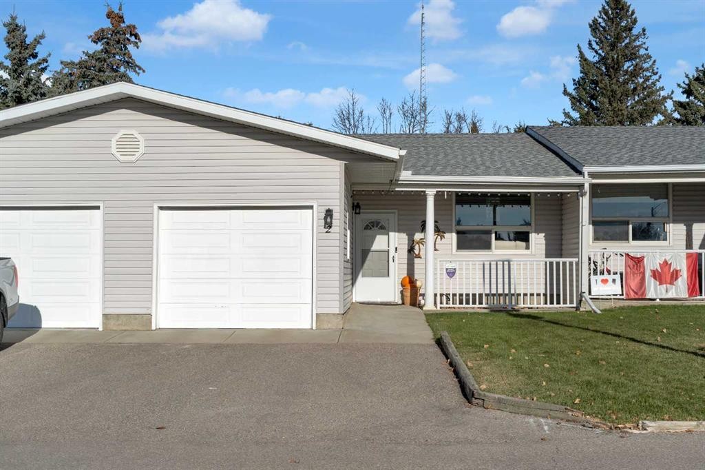 2-717 Centre Street, Vulcan, AB - Outdoor