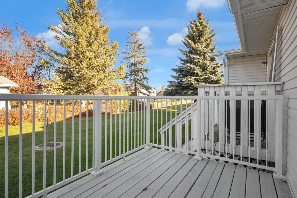 2-717 Centre Street, Vulcan, AB - Outdoor With Deck Patio Veranda