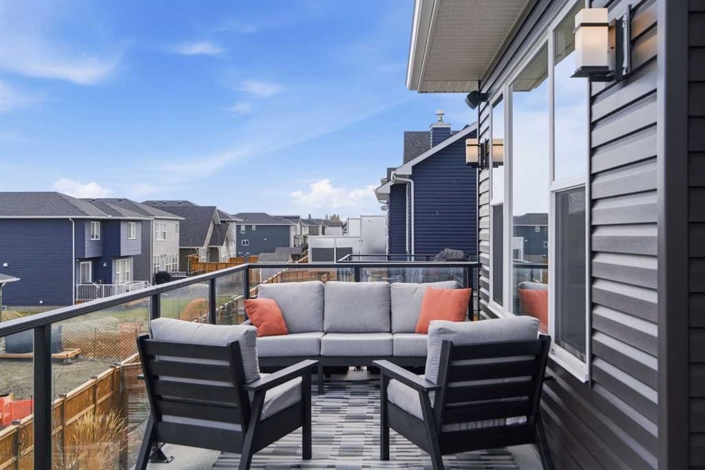 303 Rivercrest Boulevard, Cochrane, AB - Outdoor With Exterior