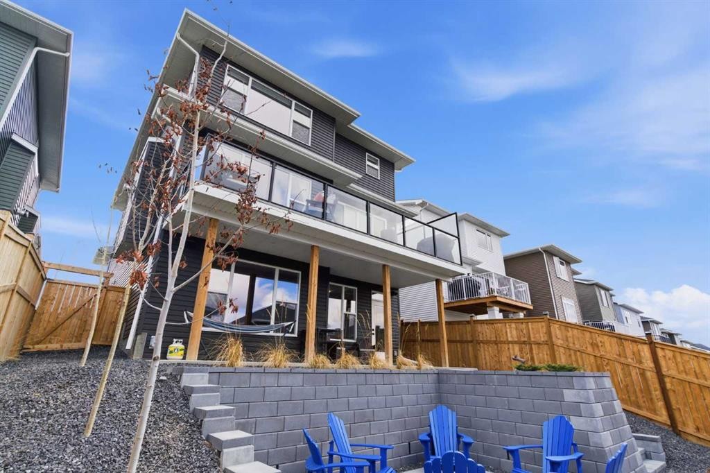303 Rivercrest Boulevard, Cochrane, AB - Outdoor