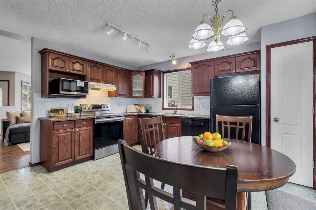 47 Carmel Close Ne, Calgary, AB - Indoor