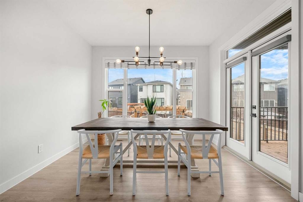 851 Seton Circle Se, Calgary, AB - Indoor Photo Showing Dining Room