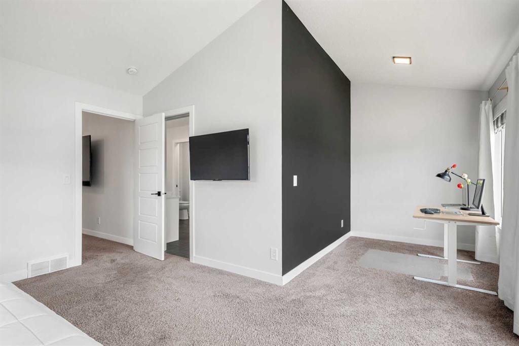 851 Seton Circle Se, Calgary, AB - Indoor