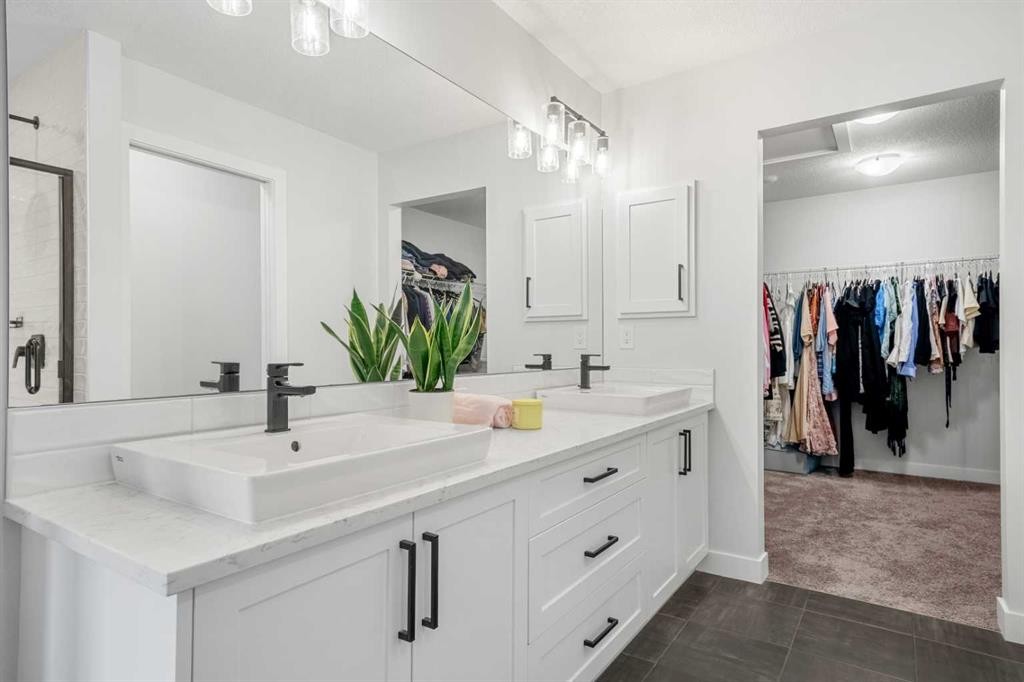 851 Seton Circle Se, Calgary, AB - Indoor Photo Showing Bathroom