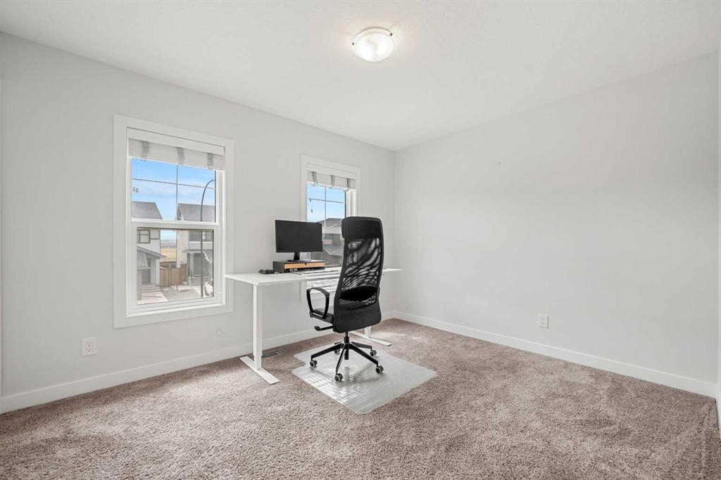 851 Seton Circle Se, Calgary, AB - Indoor Photo Showing Office
