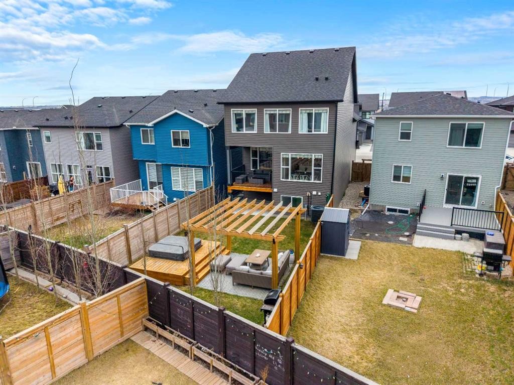 851 Seton Circle Se, Calgary, AB - Outdoor