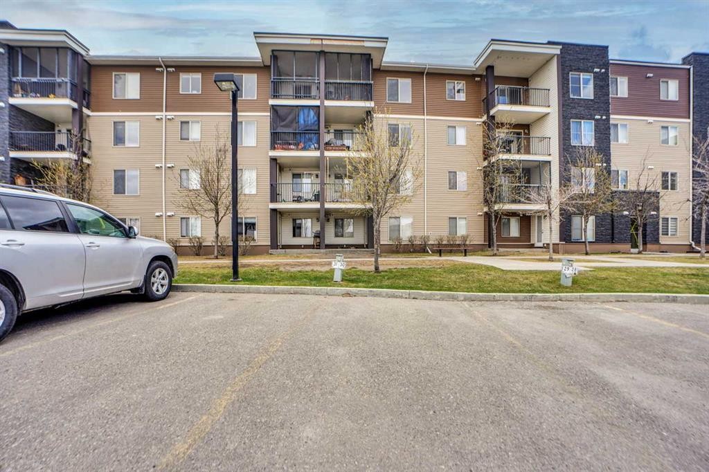 414-7210 80 Avenue Ne, Calgary, AB - Outdoor With Facade
