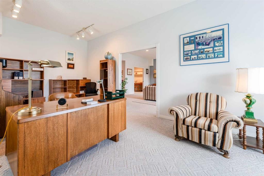 8 Prominence Path Sw, Calgary, AB - Indoor