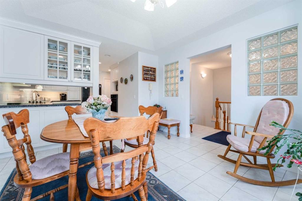 8 Prominence Path Sw, Calgary, AB - Indoor Photo Showing Dining Room