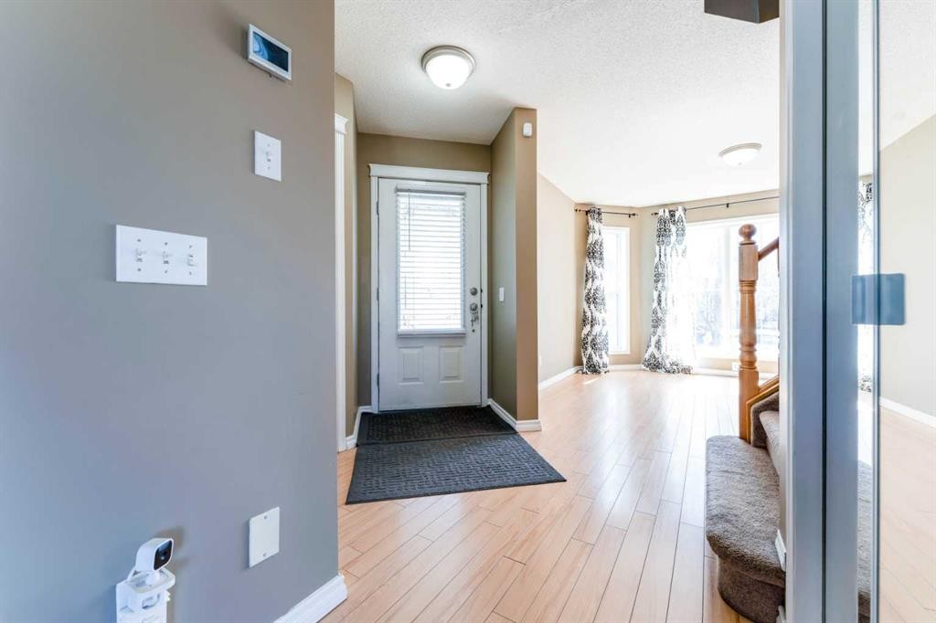 140 Prestwick Avenue Se, Calgary, AB - Photo Showing Other Room