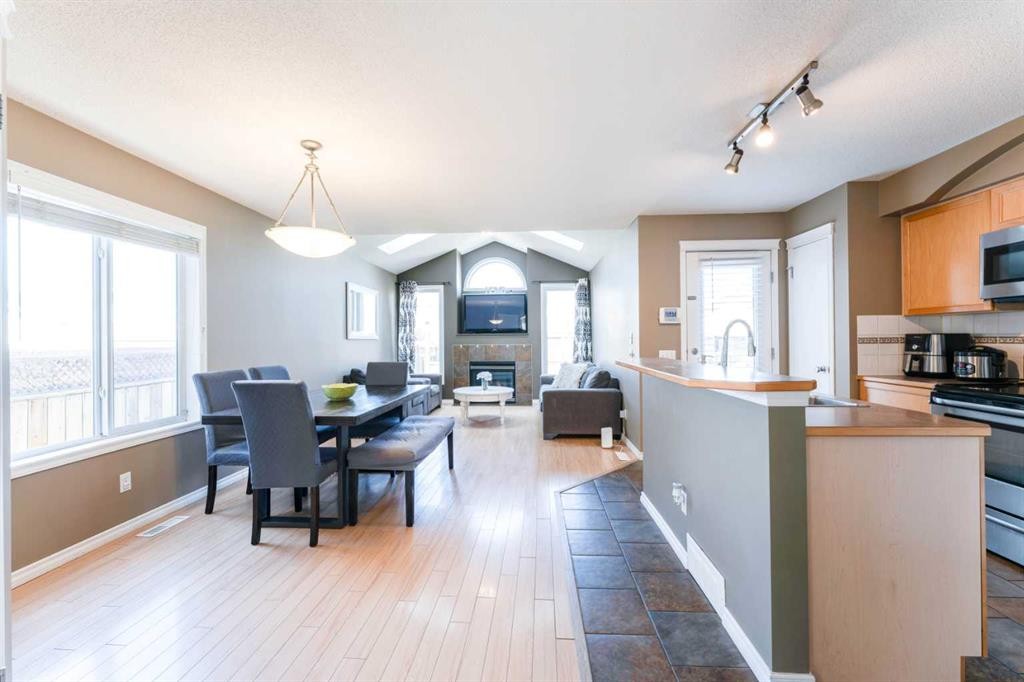 140 Prestwick Avenue Se, Calgary, AB - Indoor