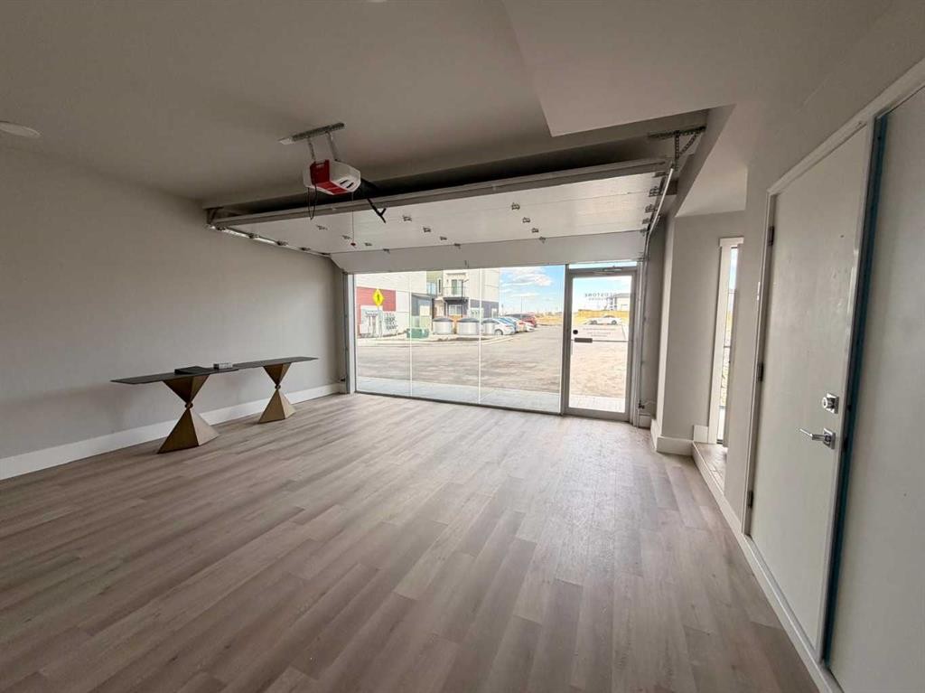 30 Red Sky Manor Ne, Calgary, AB - Indoor Photo Showing Other Room