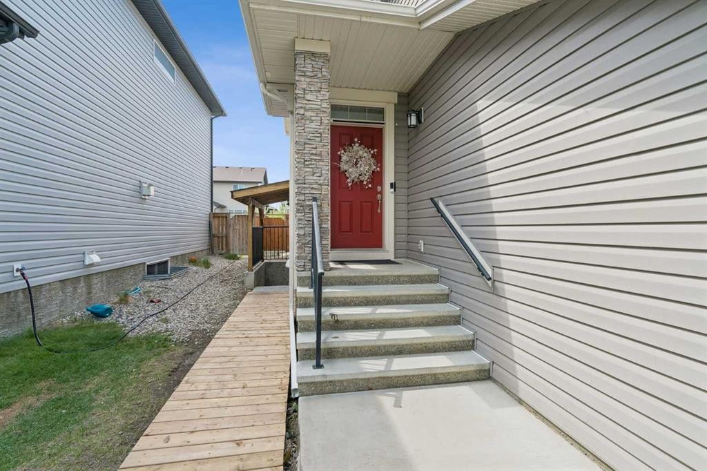 2134 Brightoncrest Common Se, Calgary, AB - Outdoor With Exterior
