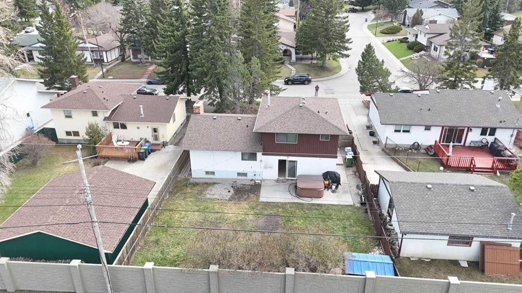 2716 Cedar Ridge Drive Sw, Calgary, AB - Outdoor