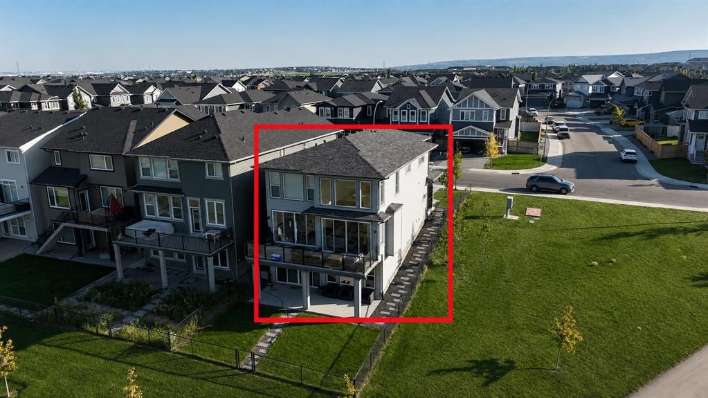 52 Evansfield Manor Nw, Calgary, AB - Outdoor With Facade