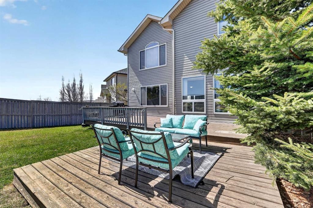 99 Evansmeade Crescent Nw, Calgary, AB - Outdoor