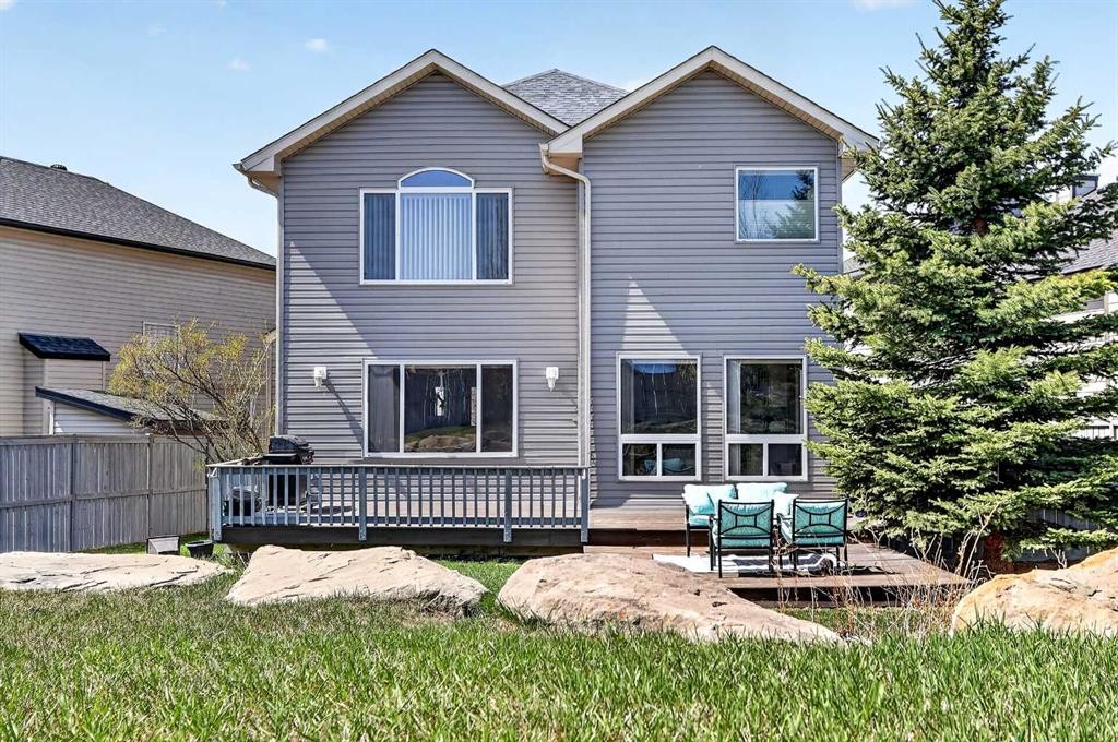 99 Evansmeade Crescent Nw, Calgary, AB - Outdoor With Deck Patio Veranda