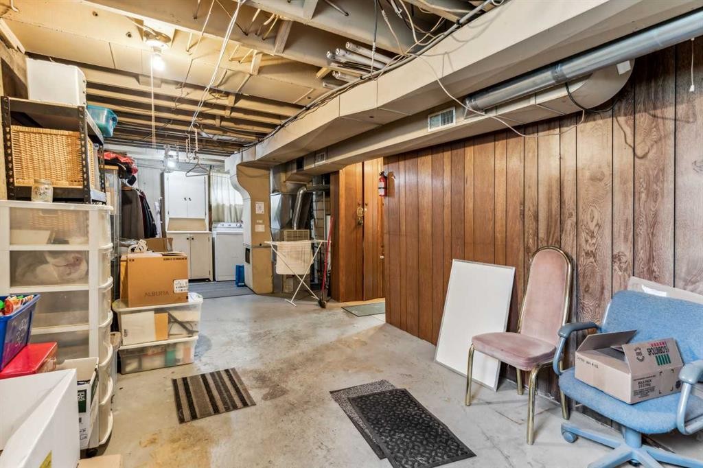 2029 Mountview Crescent Ne, Calgary, AB - Indoor Photo Showing Basement