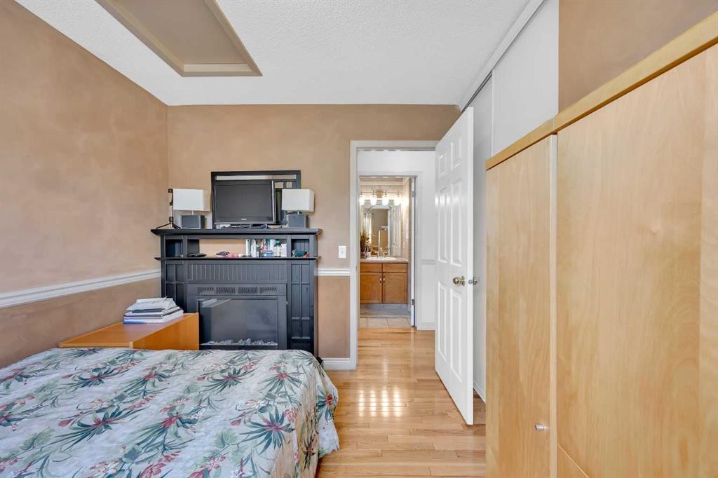 189 Applemead Close Se, Calgary, AB - Indoor