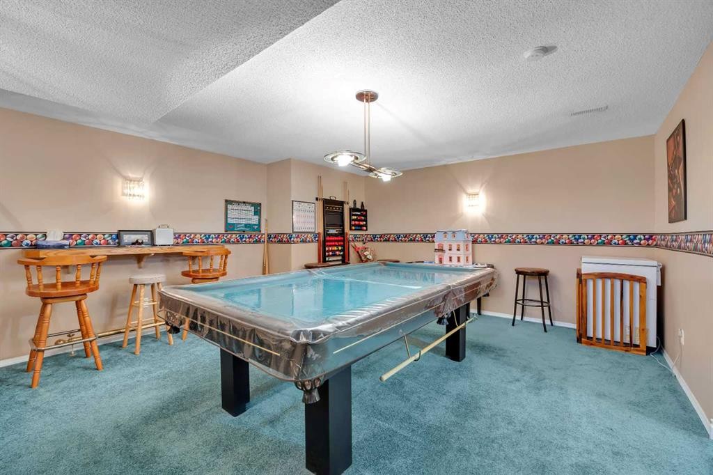 189 Applemead Close Se, Calgary, AB - Indoor Photo Showing Other Room