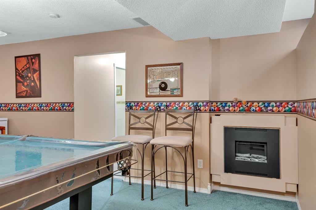 189 Applemead Close Se, Calgary, AB - Indoor Photo Showing Other Room