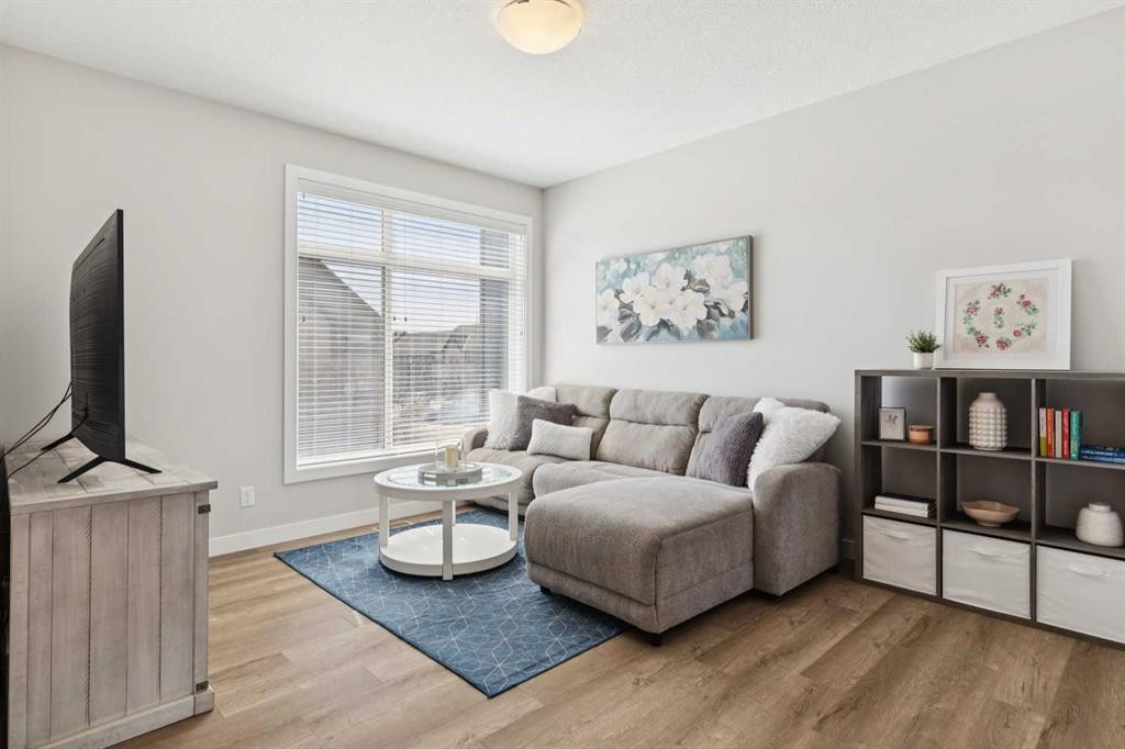 71 Sage Meadows Circle Nw, Calgary, AB - Indoor Photo Showing Living Room
