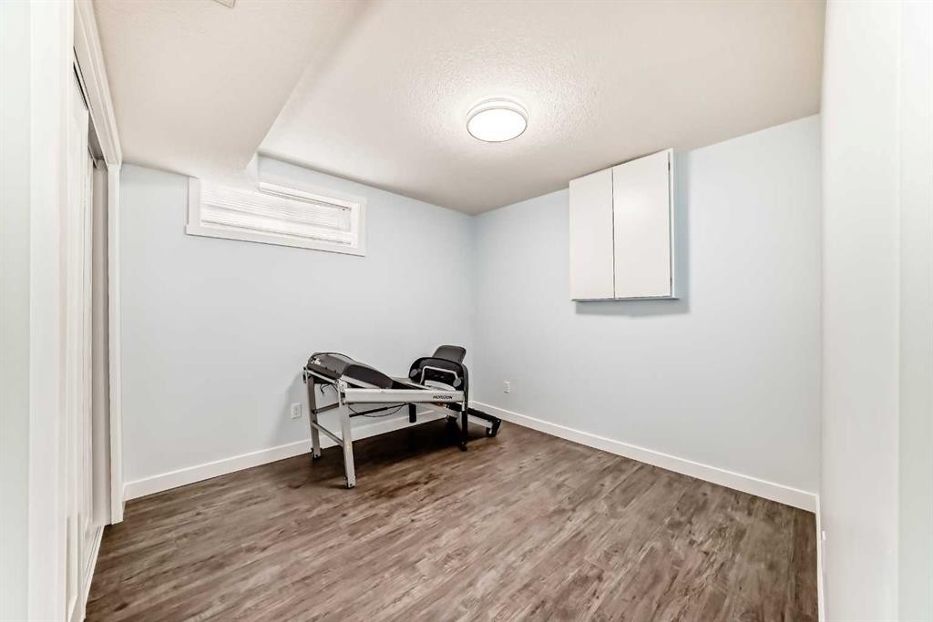 11323 Coventry Boulevard Ne, Calgary, AB - Indoor Photo Showing Other Room