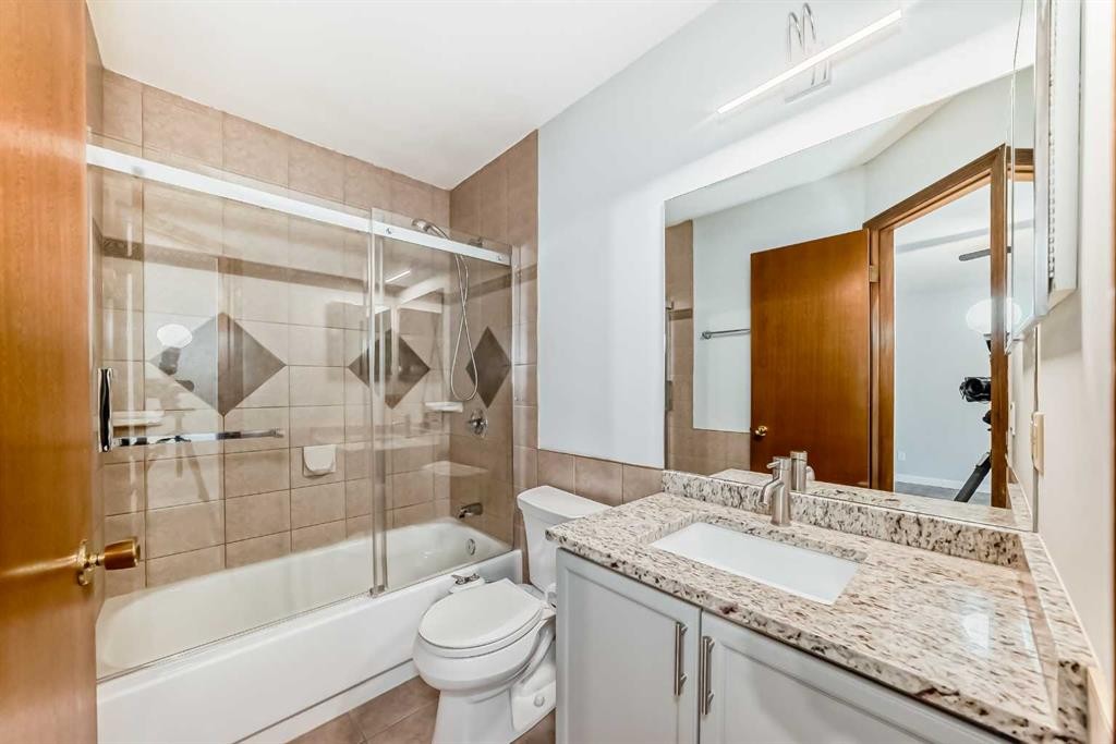 11323 Coventry Boulevard Ne, Calgary, AB - Indoor Photo Showing Bathroom