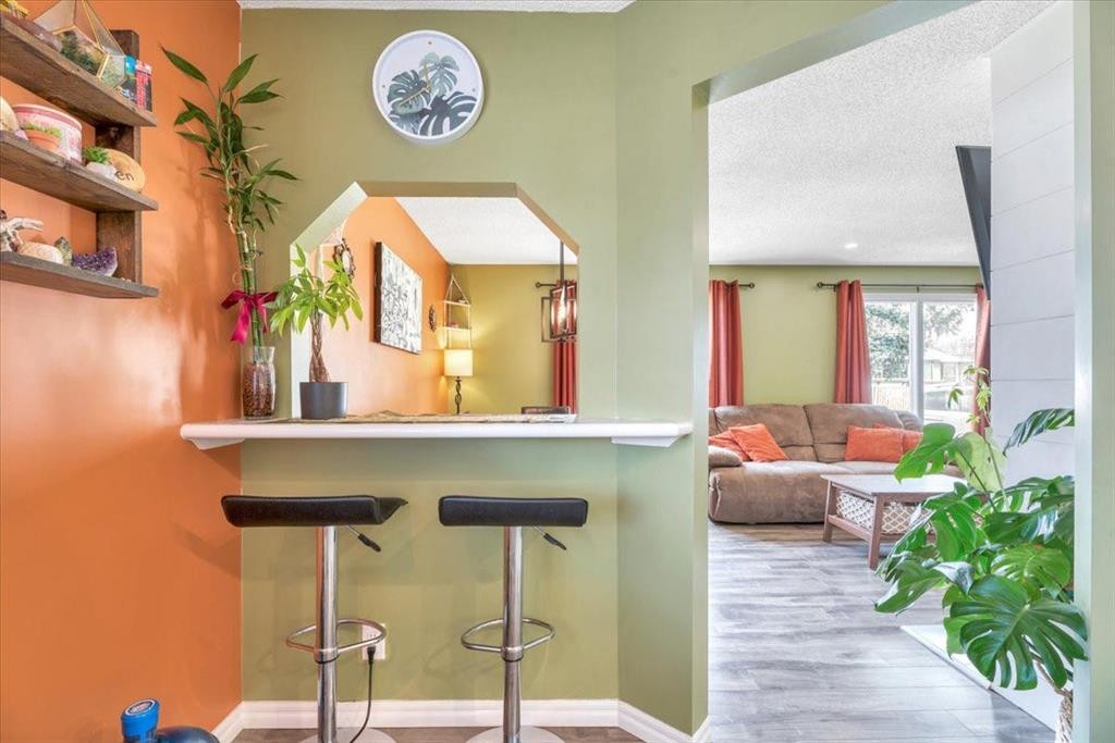 112 Thorson Crescent, Okotoks, AB - Indoor