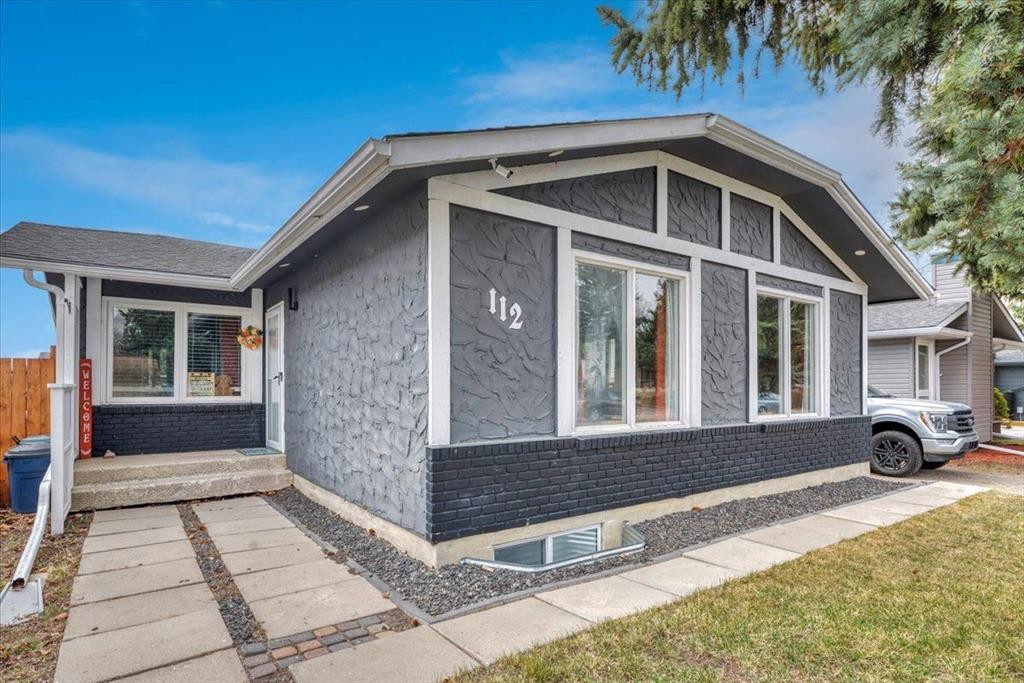 112 Thorson Crescent, Okotoks, AB - Outdoor