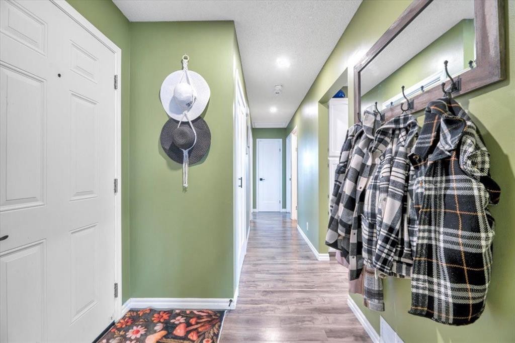 112 Thorson Crescent, Okotoks, AB - Indoor Photo Showing Other Room