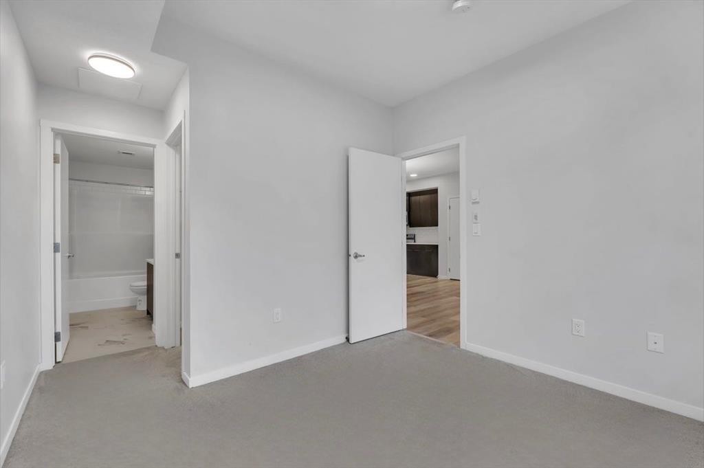 3201-220 Seton Grove Se, Calgary, AB - Indoor Photo Showing Other Room