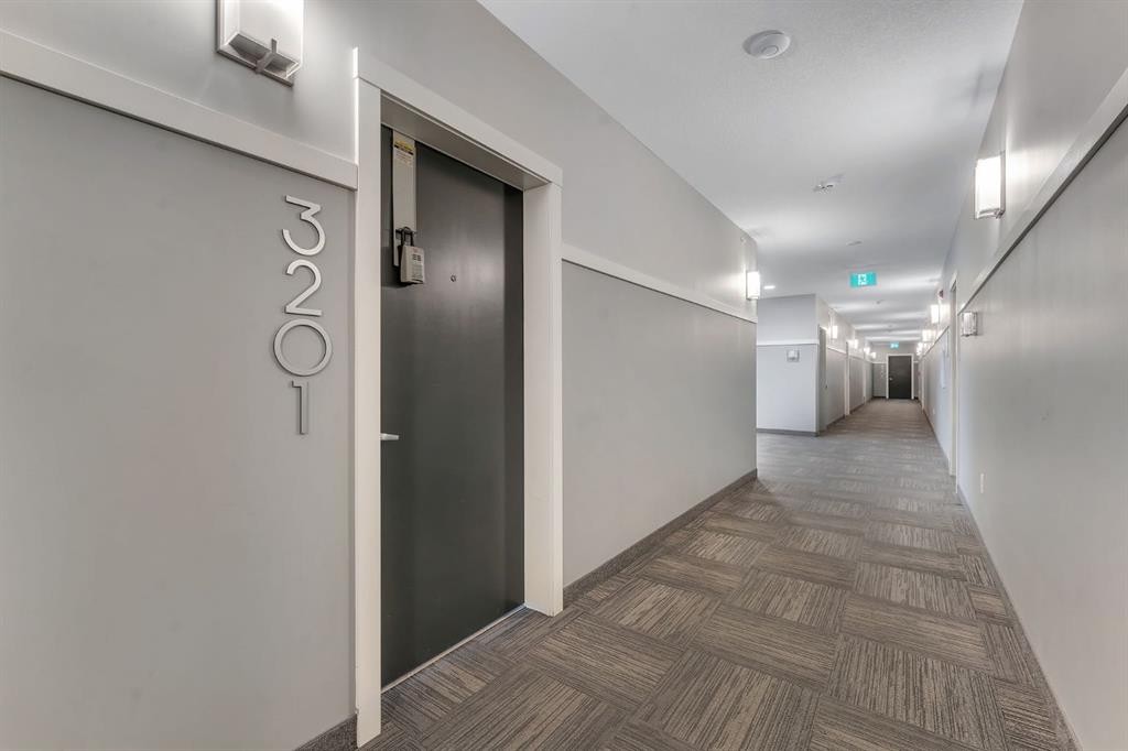 3201-220 Seton Grove Se, Calgary, AB - Indoor Photo Showing Other Room
