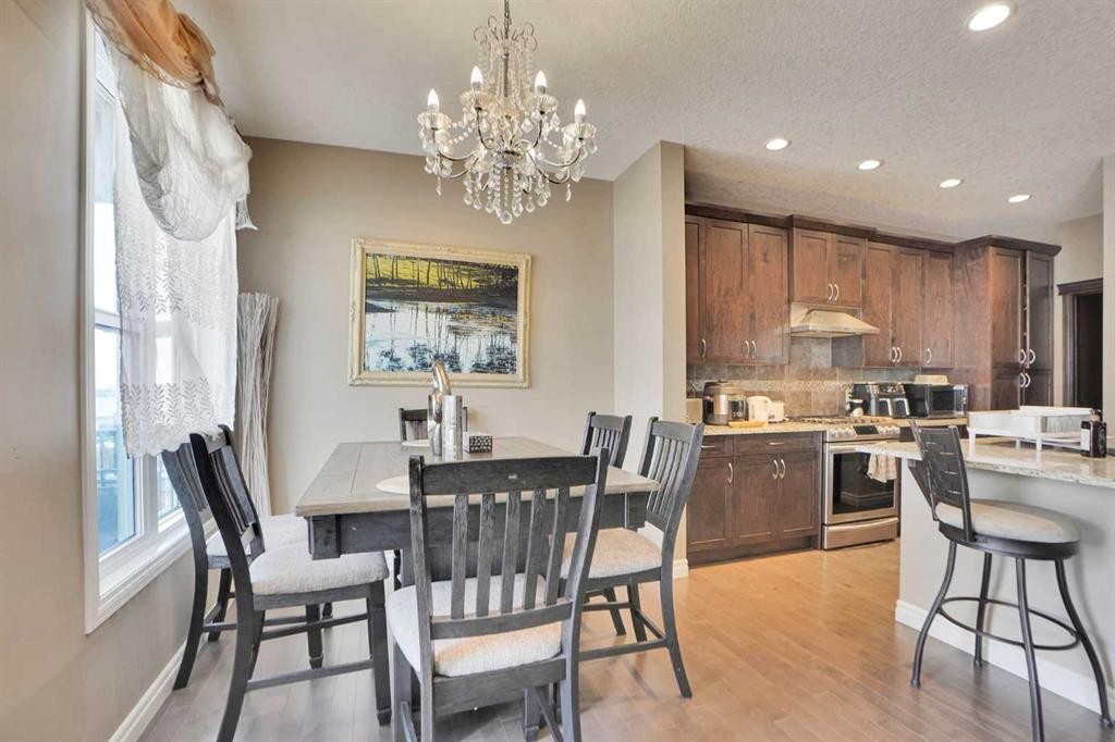 46 Mahogany Passage Se, Calgary, AB - Indoor Photo Showing Dining Room