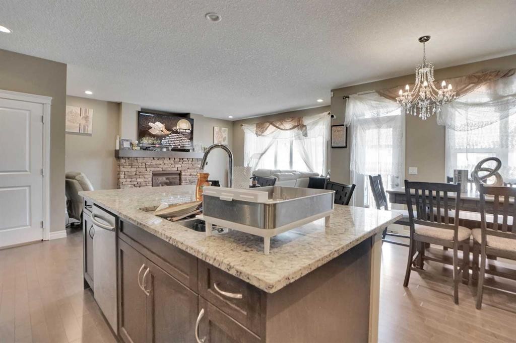 46 Mahogany Passage Se, Calgary, AB - Indoor