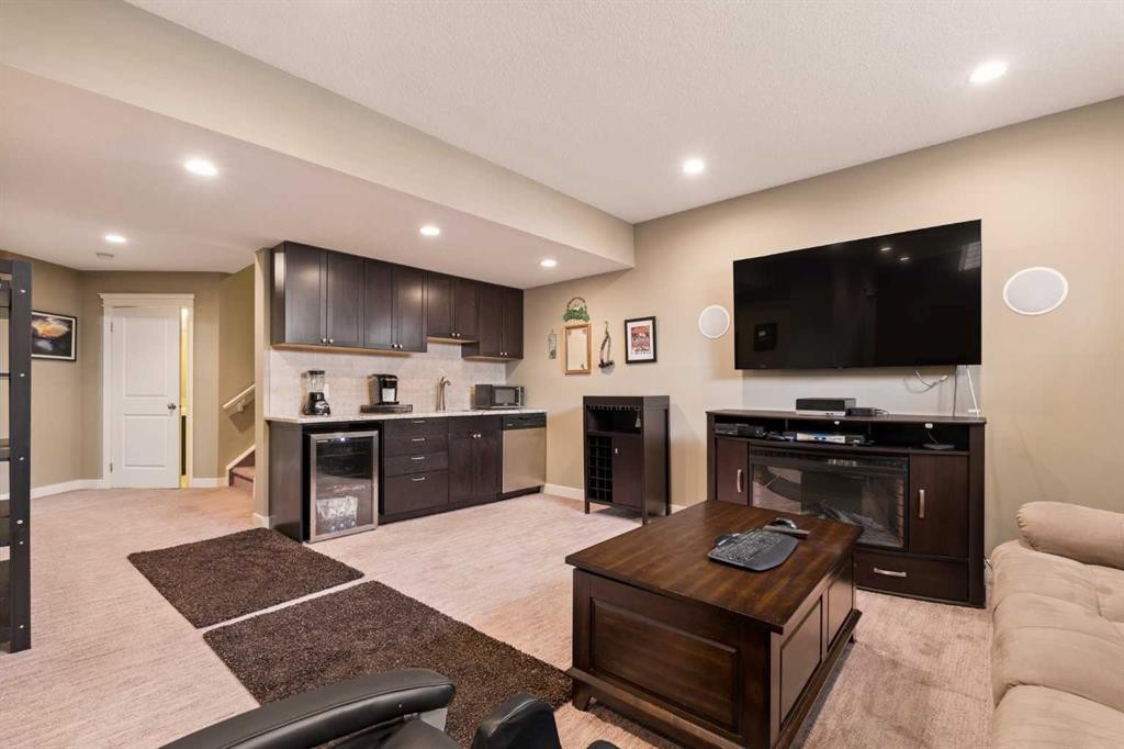 417 Silverado Boulevard Sw, Calgary, AB - Indoor