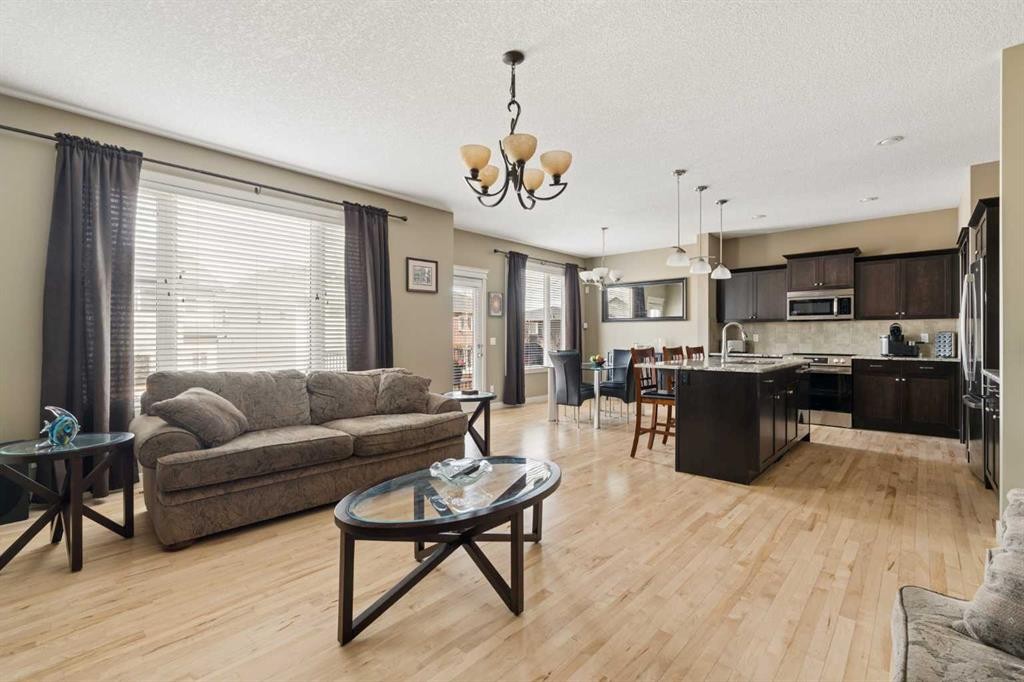 417 Silverado Boulevard Sw, Calgary, AB - Indoor