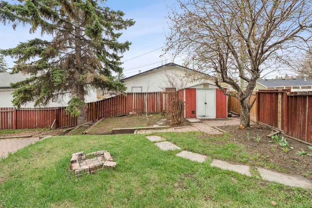 1260 Lake Sylvan Drive Se, Calgary, AB - Outdoor