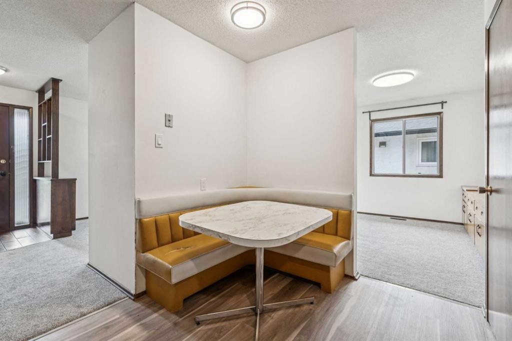 1260 Lake Sylvan Drive Se, Calgary, AB - Indoor Photo Showing Other Room