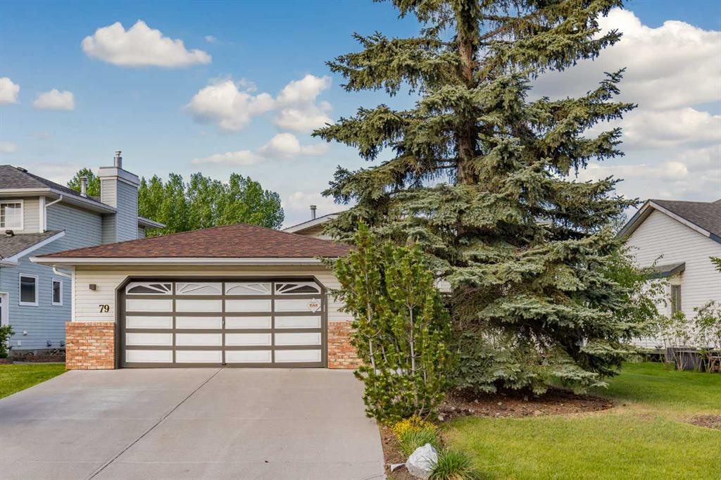 79 Riverview Circle, Cochrane, AB - Outdoor