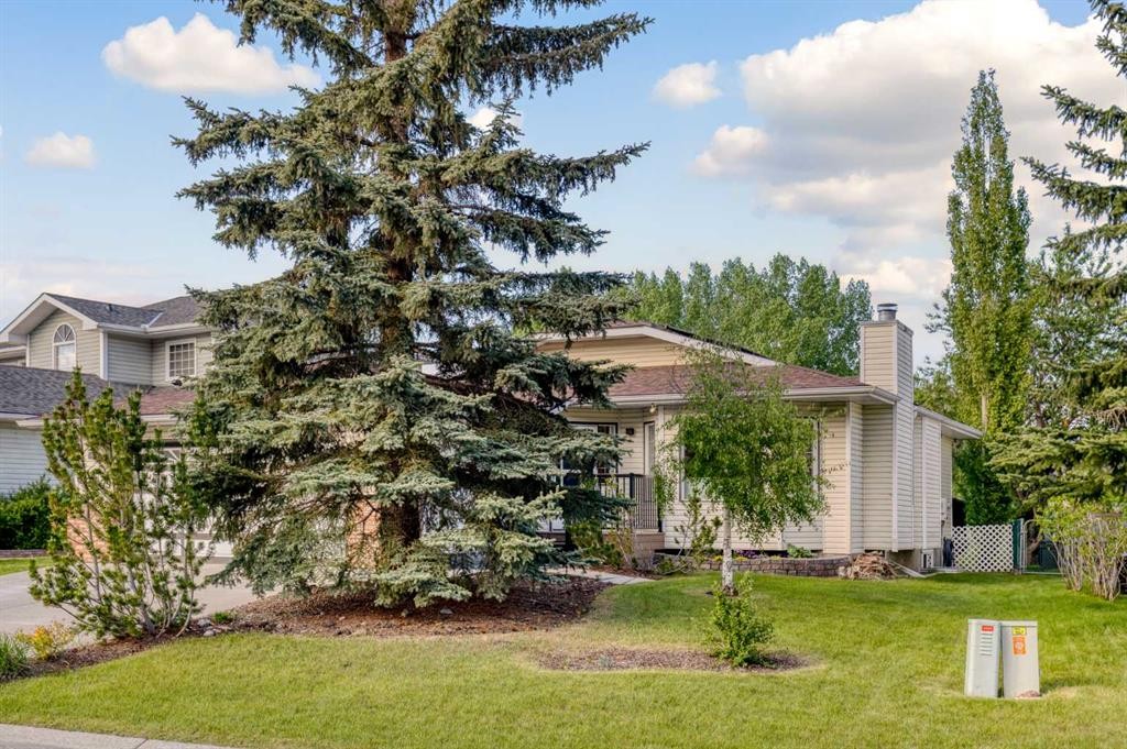 79 Riverview Circle, Cochrane, AB - Outdoor