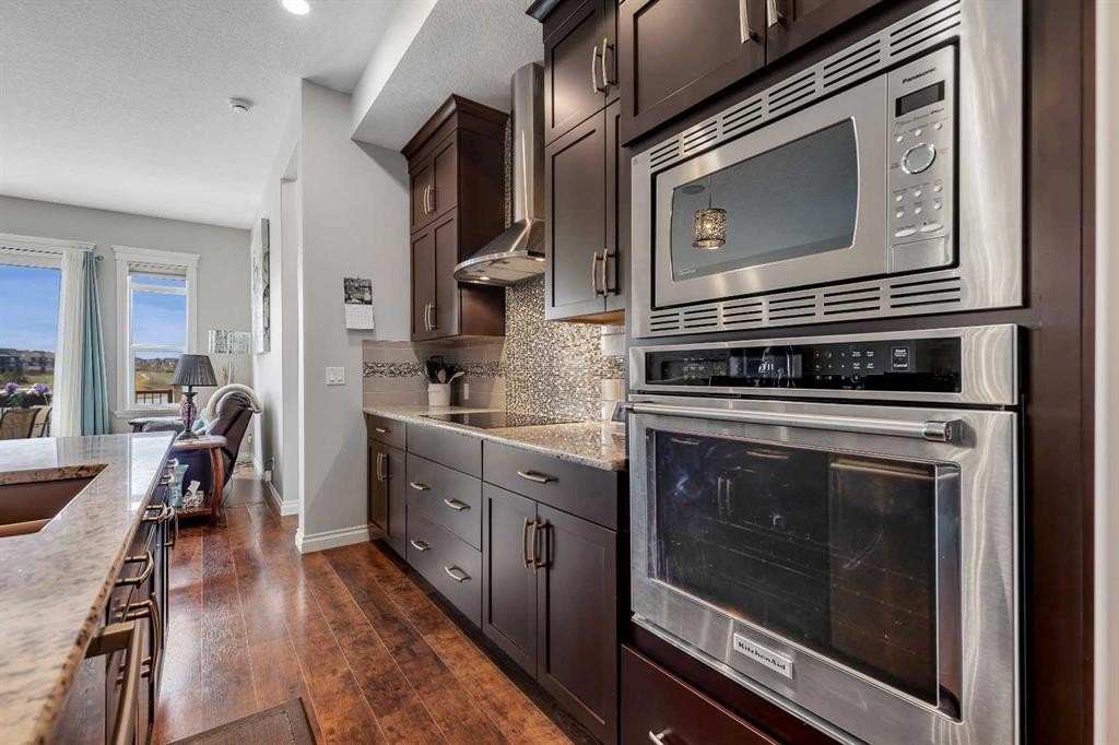 369 Marquis Landing Se, Calgary, AB - Indoor Photo Showing Kitchen With Stainless Steel Kitchen