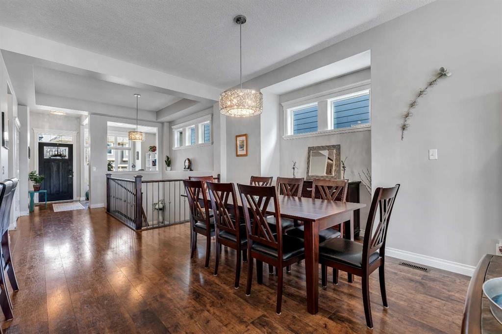 369 Marquis Landing Se, Calgary, AB - Indoor Photo Showing Dining Room