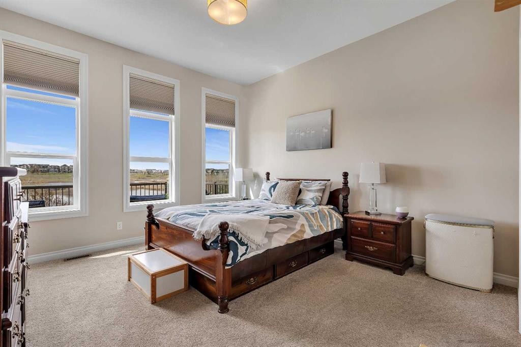 369 Marquis Landing Se, Calgary, AB - Indoor Photo Showing Bedroom