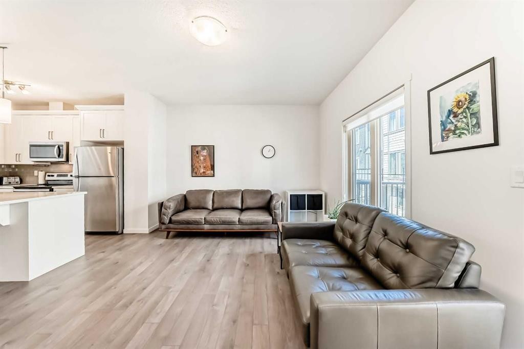139 Legacy Point Se, Calgary, AB - Indoor