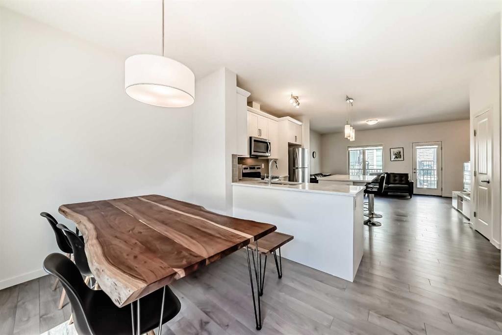 139 Legacy Point Se, Calgary, AB - Indoor