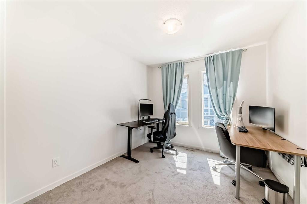 139 Legacy Point Se, Calgary, AB - Indoor Photo Showing Office