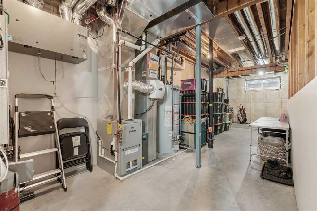 11 Masters Manor Se, Calgary, AB - Indoor Photo Showing Basement