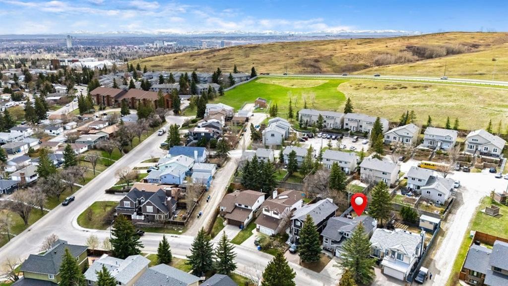 5019 Norris Road Nw, Calgary, AB - Outdoor With View